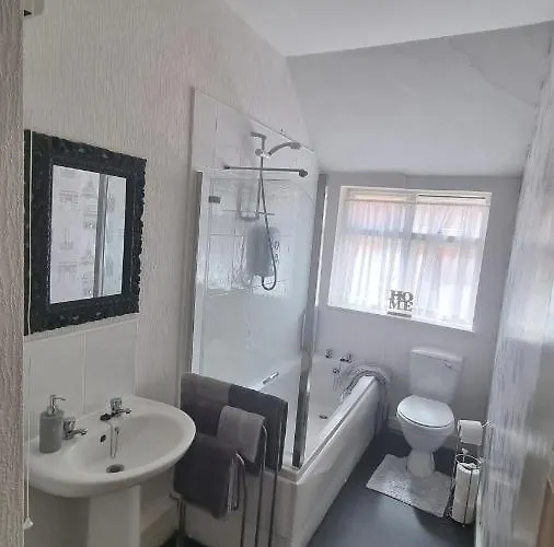 Cruden - Second Floor شقة